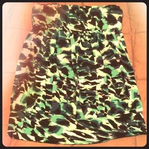 Brand new, never worn strapless shirt